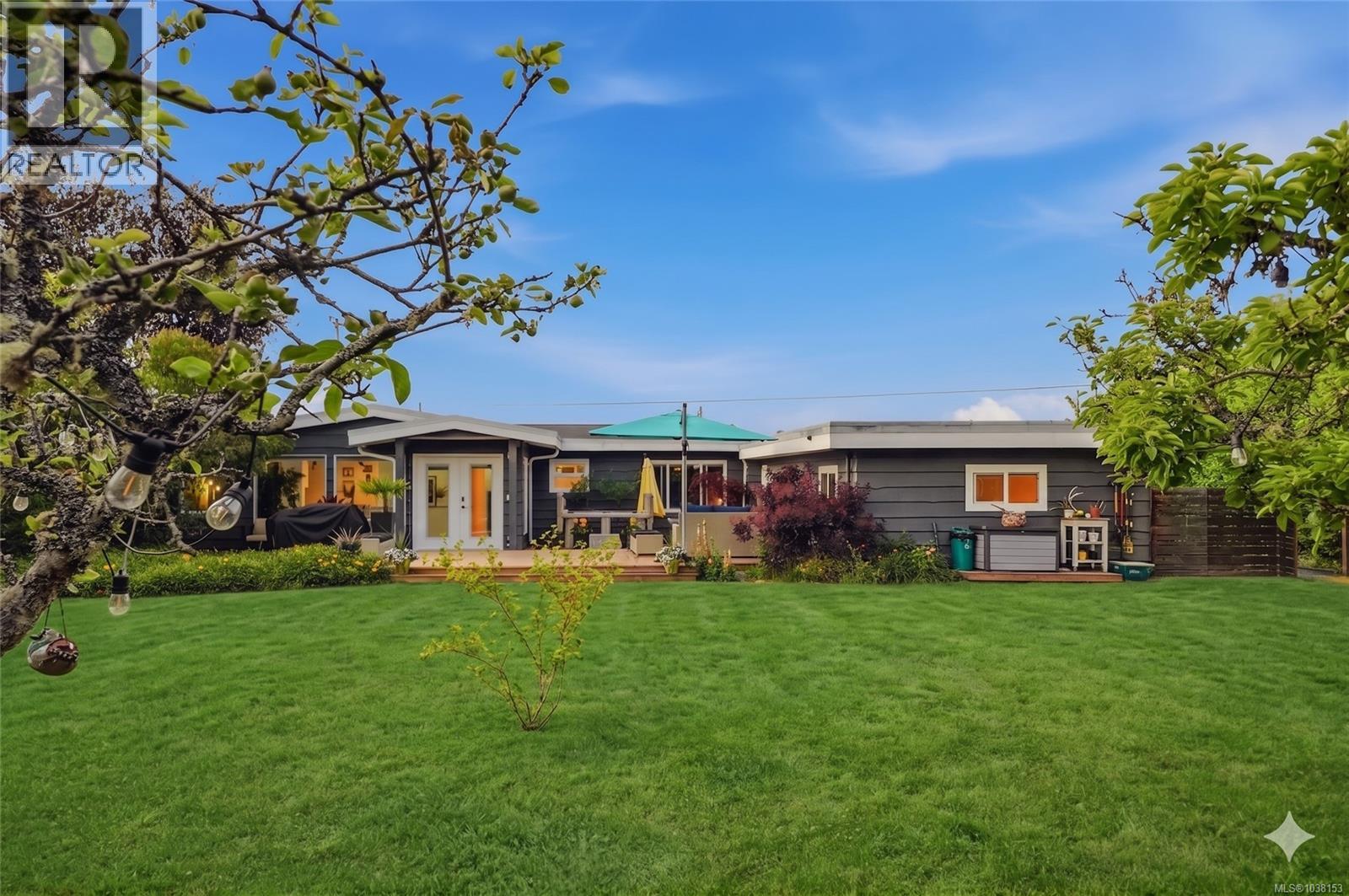 221 Elizabeth Ave - 47