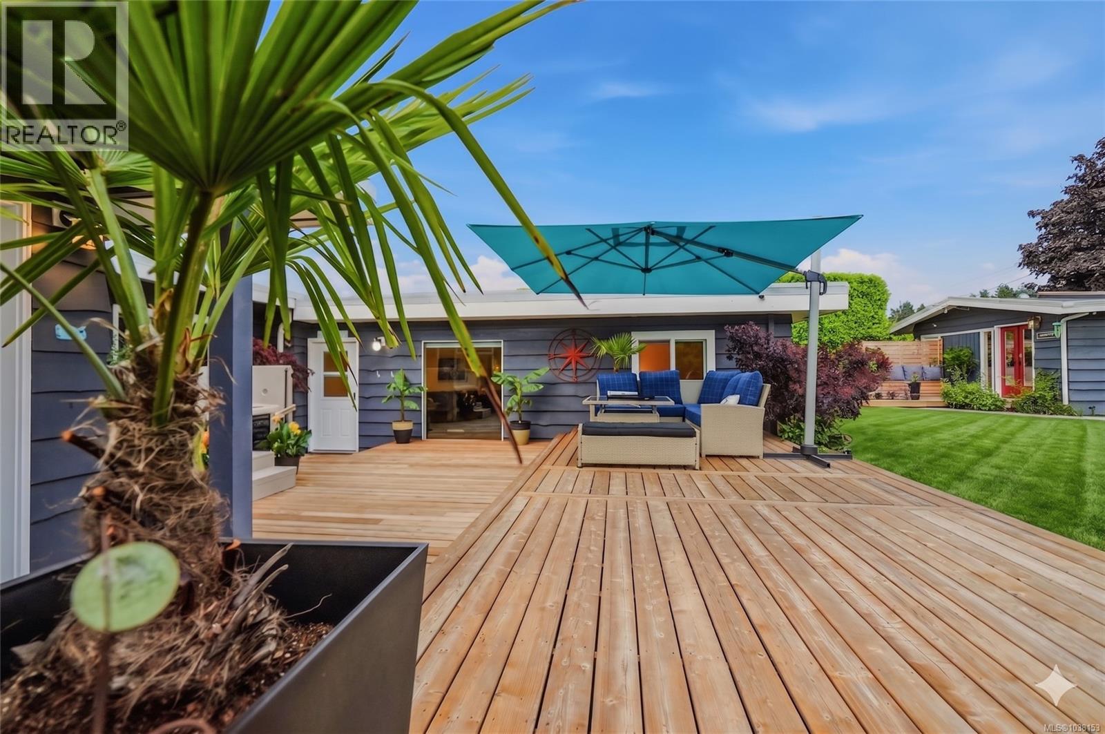 221 Elizabeth Ave - 28