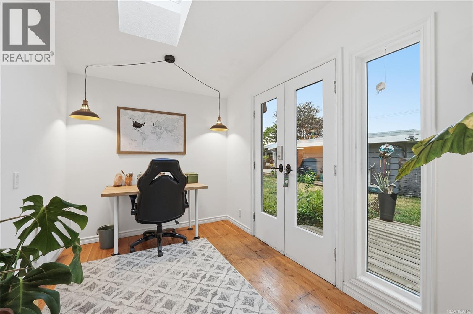 221 Elizabeth Ave - 49
