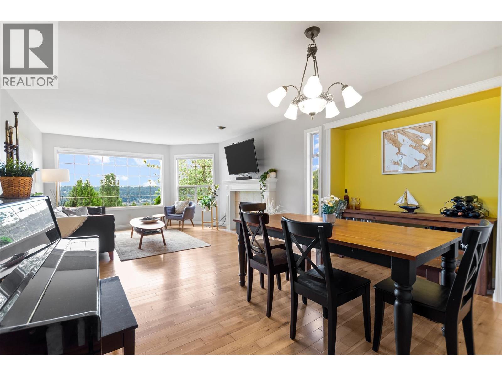 84 RAVINE DRIVE — photo 3