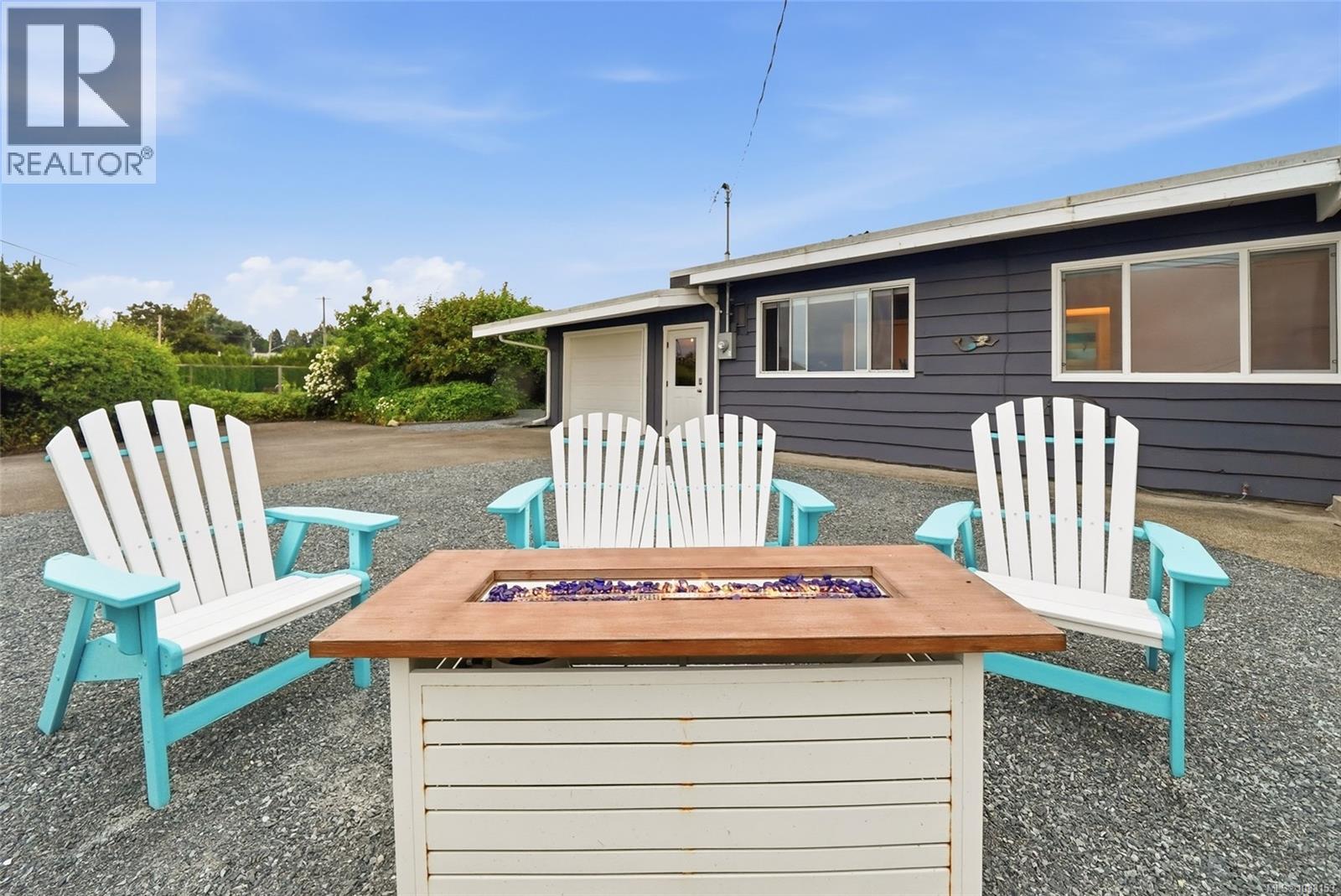 221 Elizabeth Ave - 14