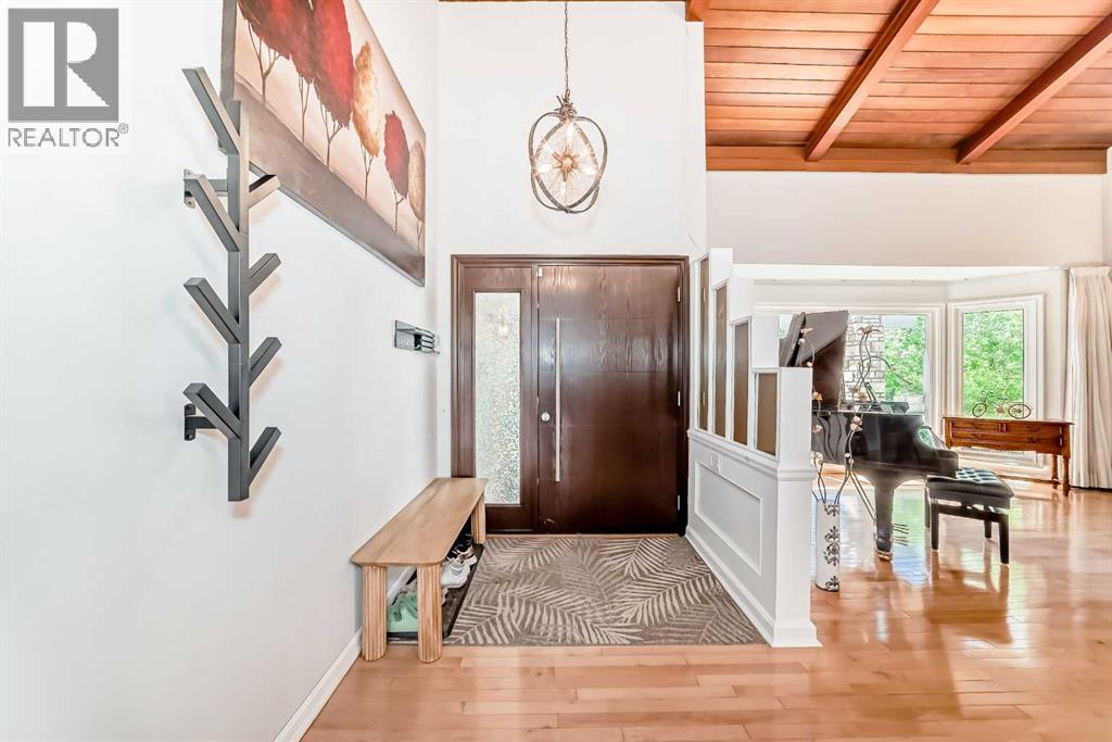 1912 Palliser Drive SW - photo 4