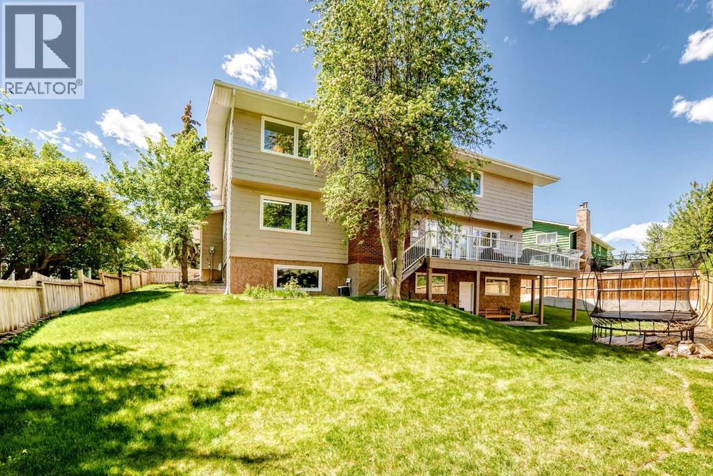 1912 Palliser Drive SW — photo 44