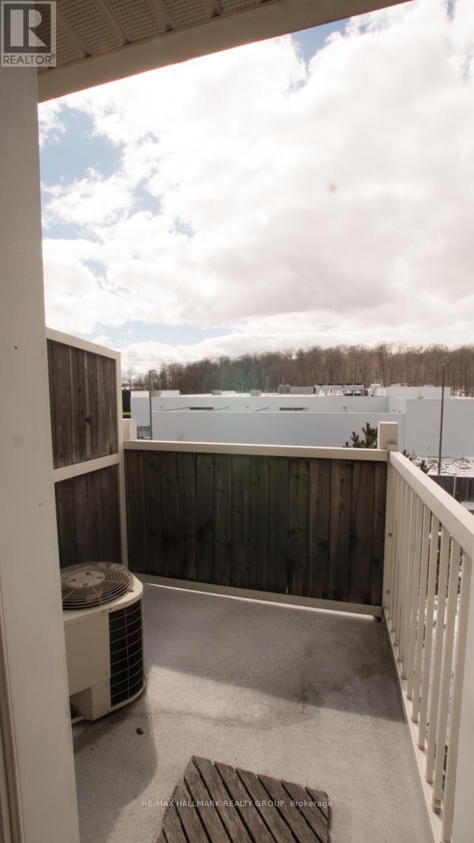 2 Bed, 3 Bath House for Rent in Ottawa – 33 – 330 CRESTHAVEN DRIVE, Ottawa – MLS# X13434902 - Image 8