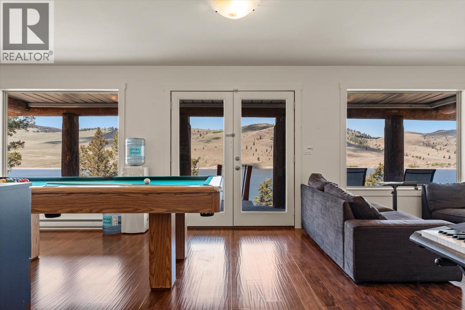 8605 Old Kamloops Road - 28