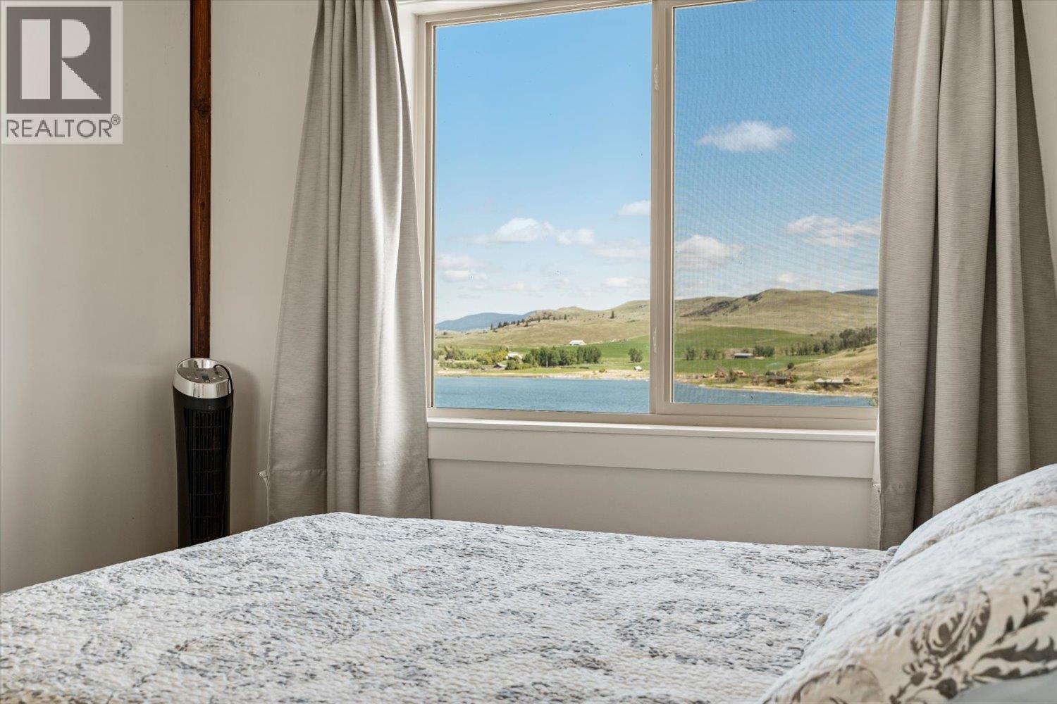 8605 Old Kamloops Road - 20