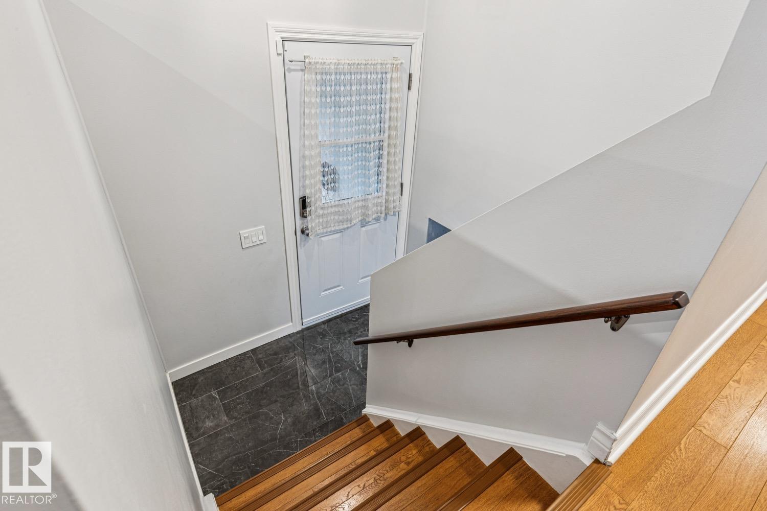 3 GARETH PL — photo 20