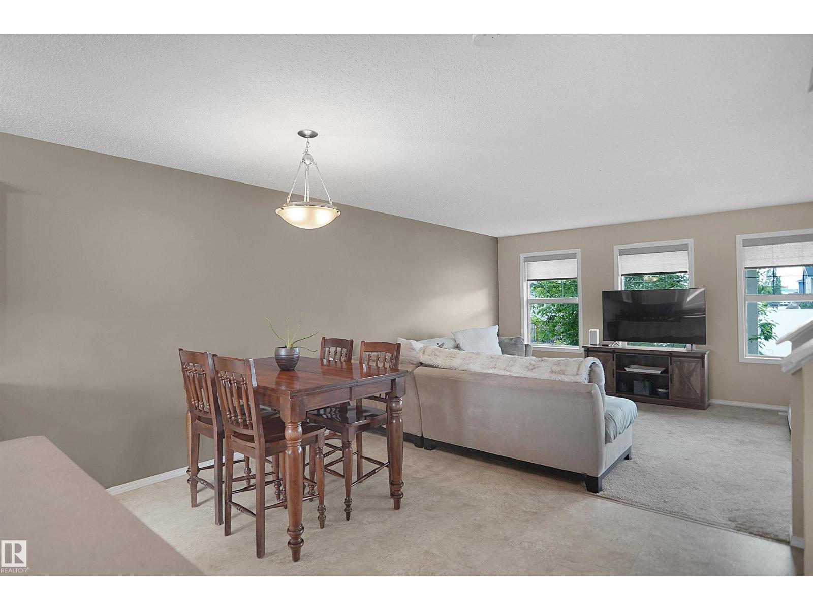 292 SIMMONDS WY — photo 14
