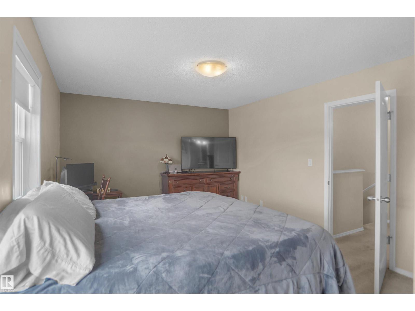 292 SIMMONDS WY — photo 26