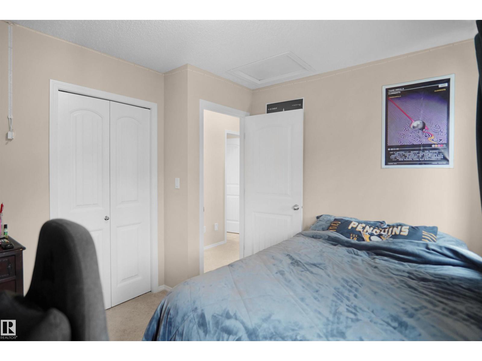 292 SIMMONDS WY — photo 31