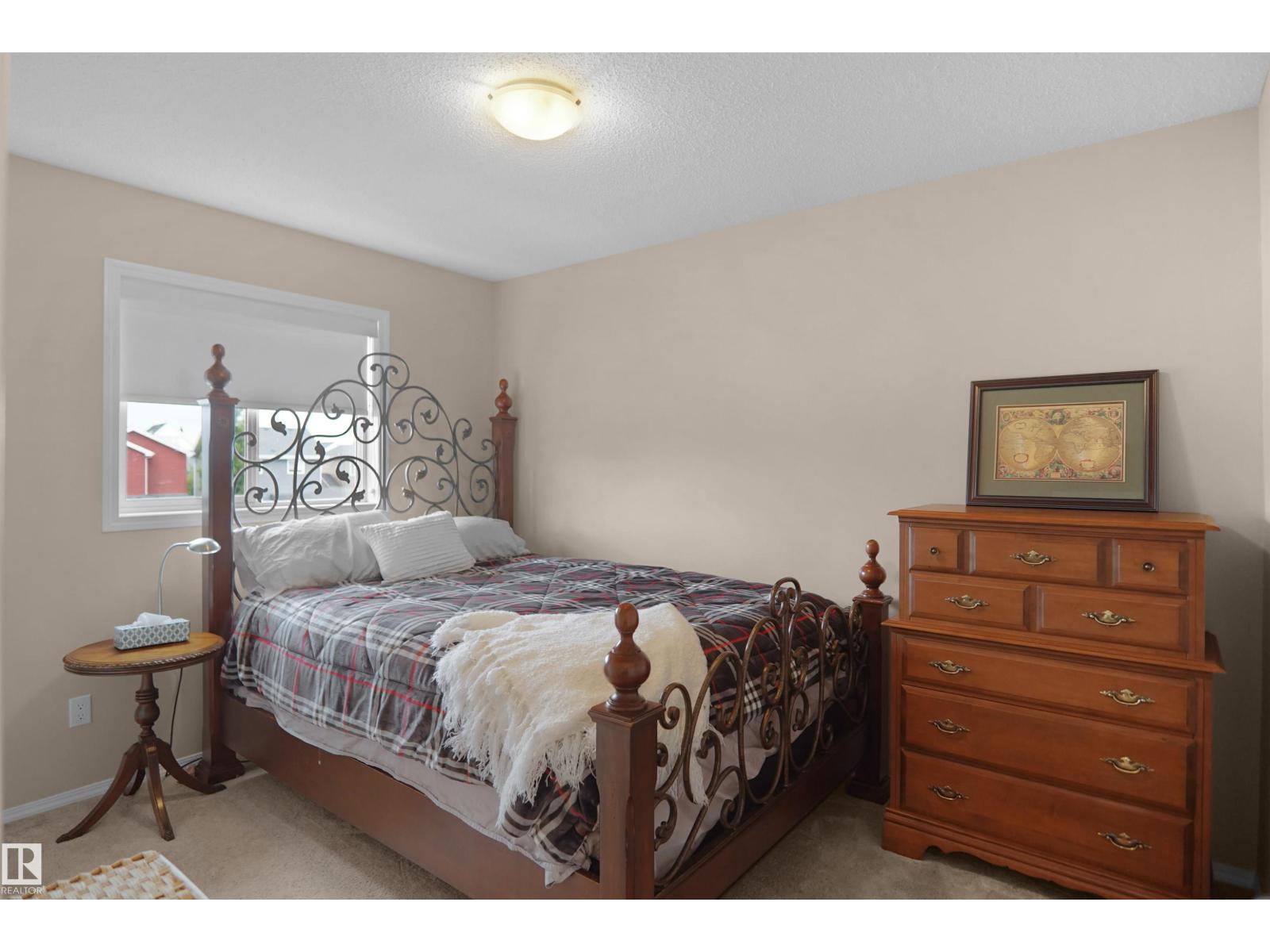 292 SIMMONDS WY — photo 33