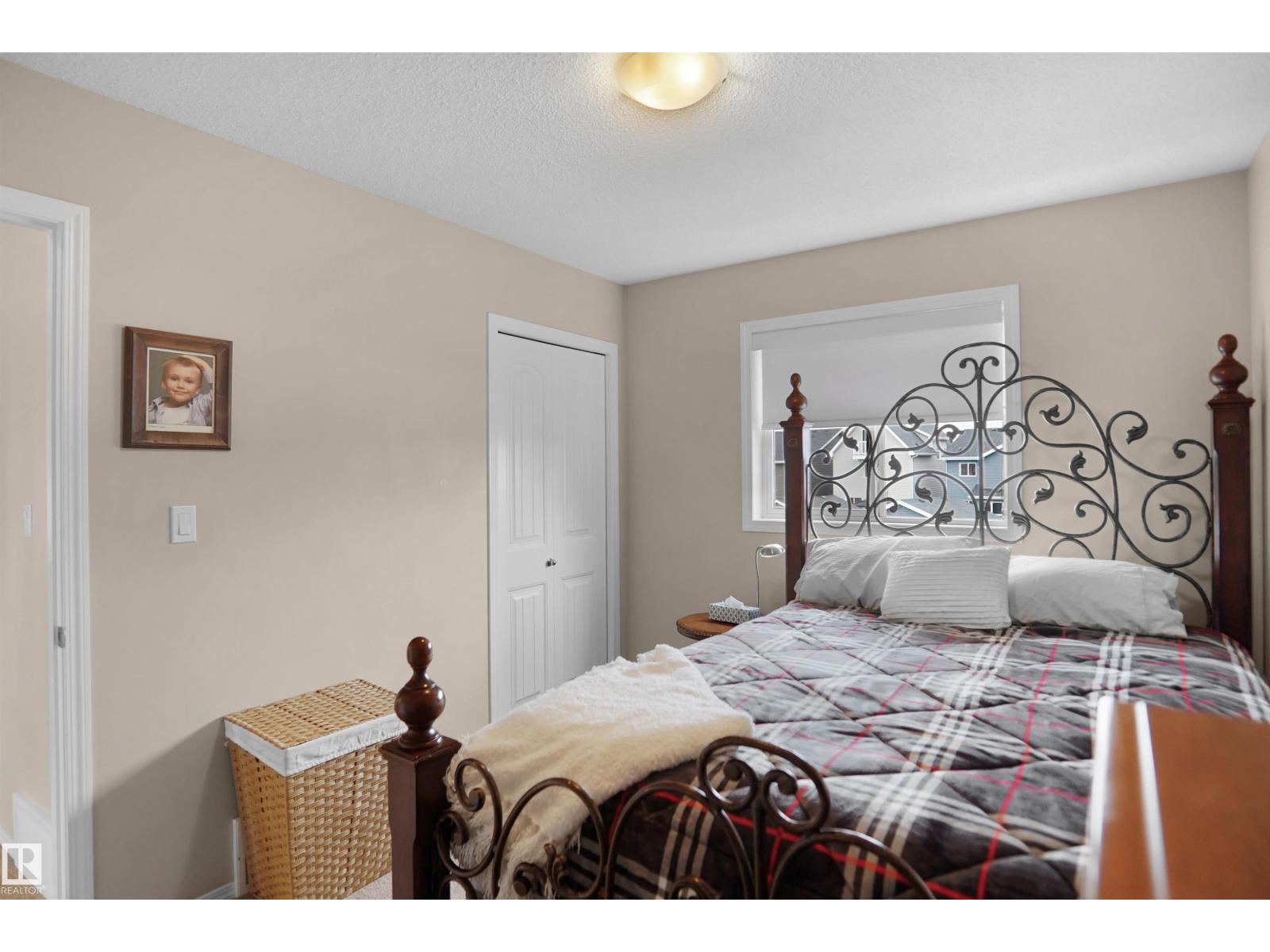292 SIMMONDS WY — photo 34