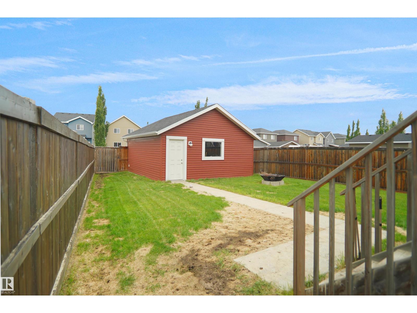 292 SIMMONDS WY — photo 40