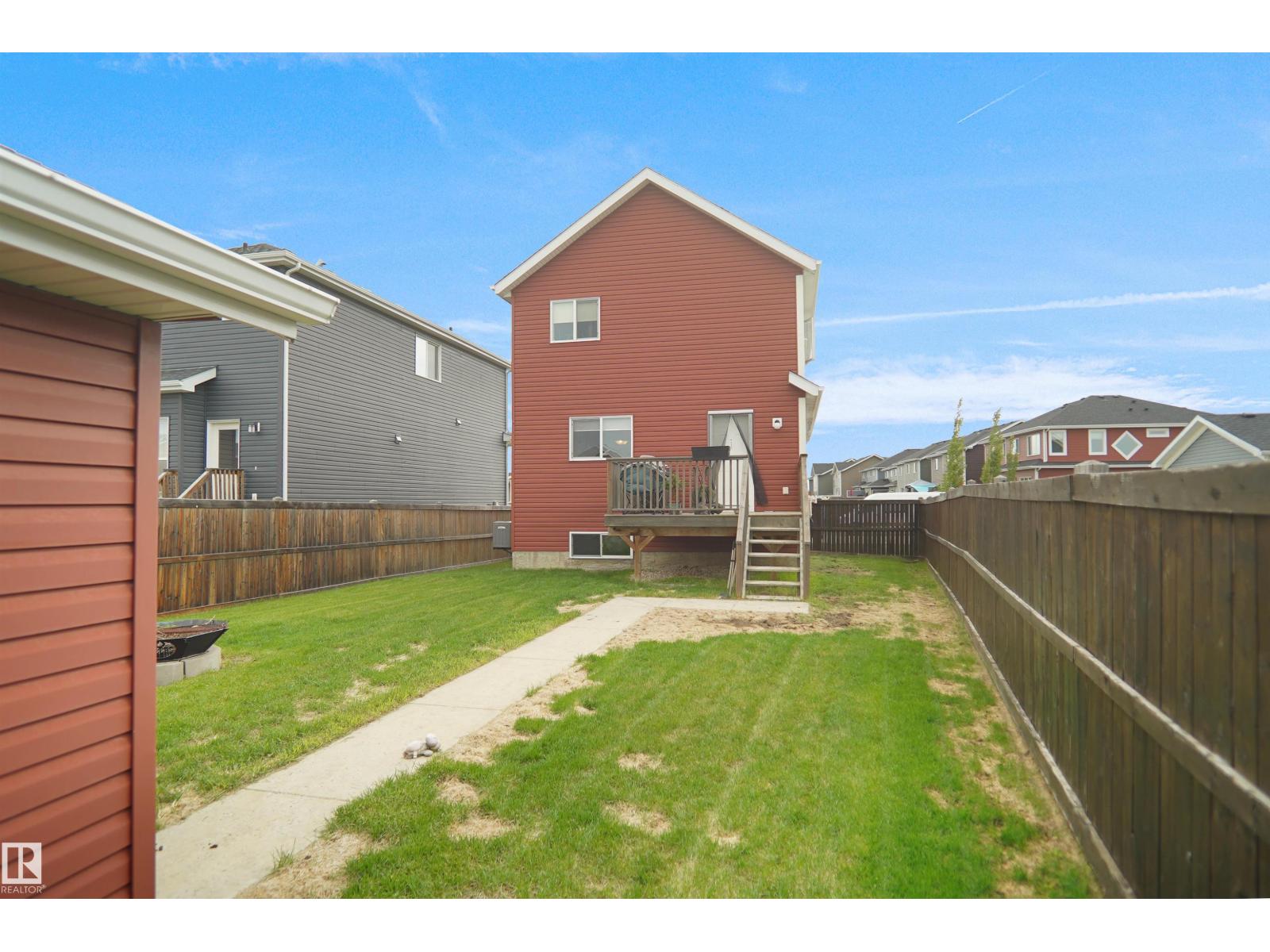 292 SIMMONDS WY — photo 46