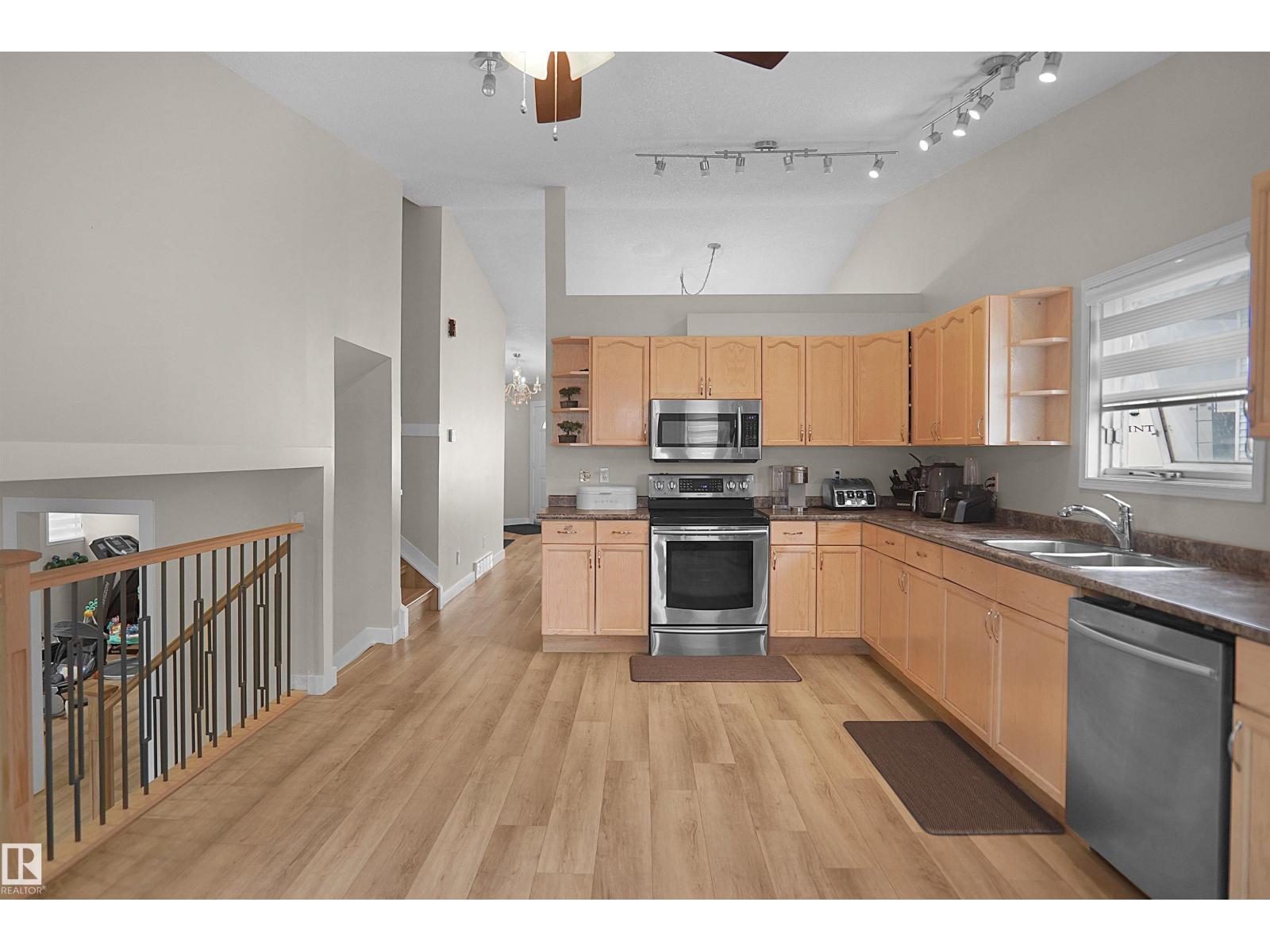 15536 70 ST NW — photo 14