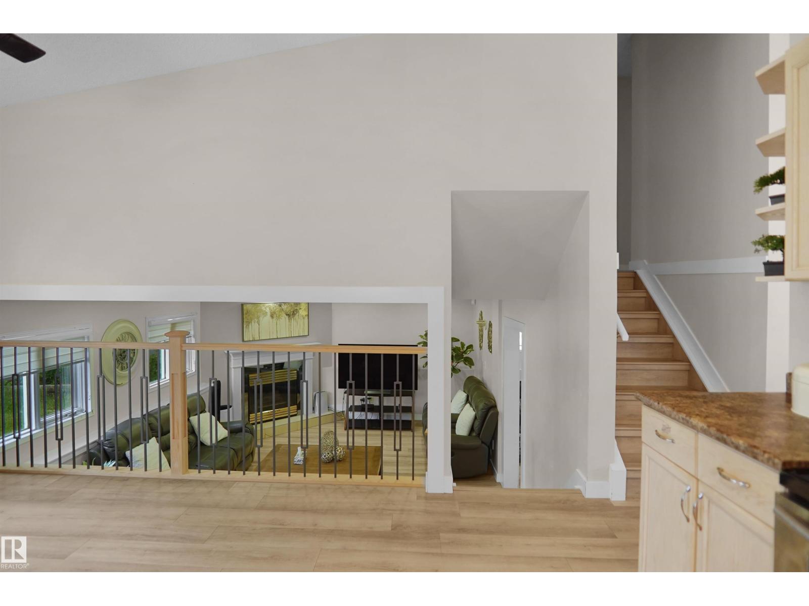 15536 70 ST NW — photo 18