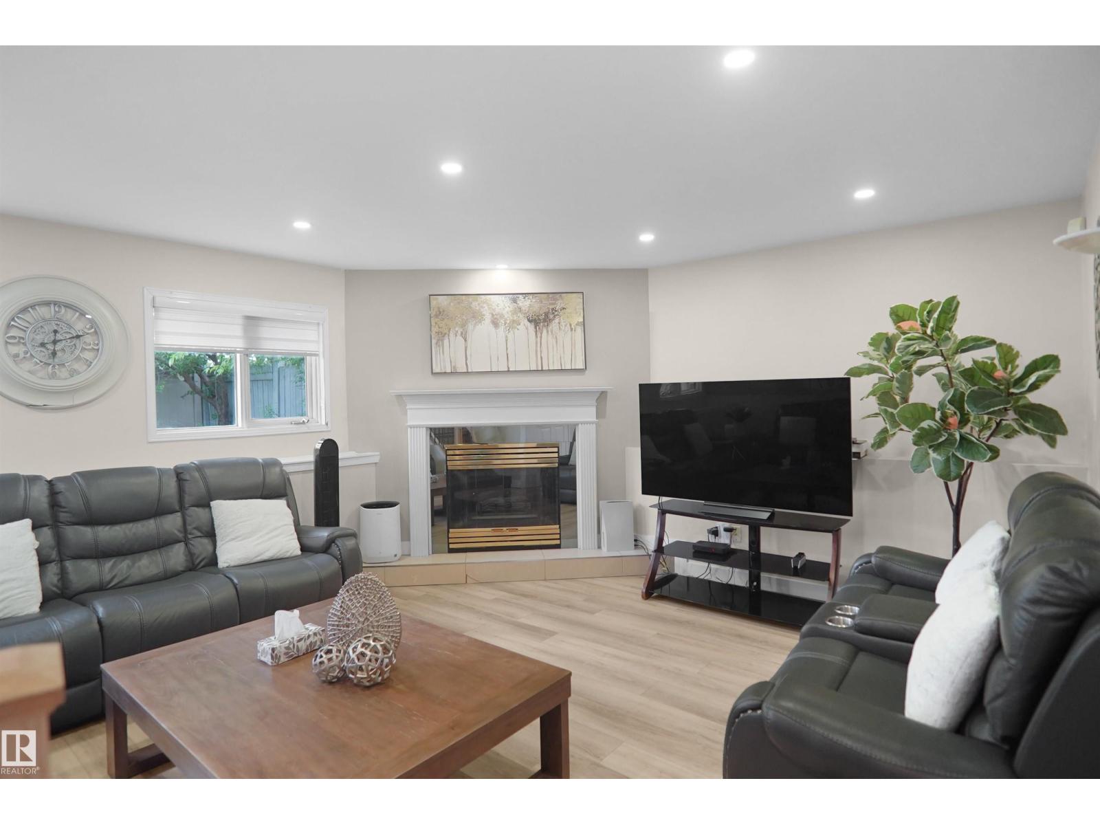 15536 70 ST NW — photo 19
