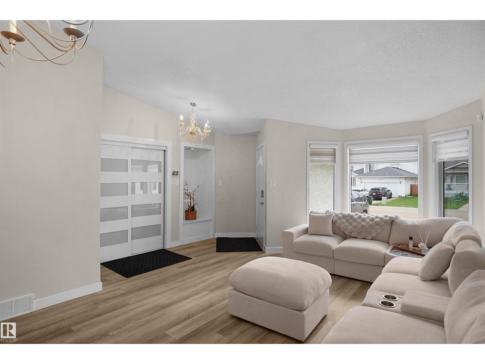 15536 70 ST NW — photo 8