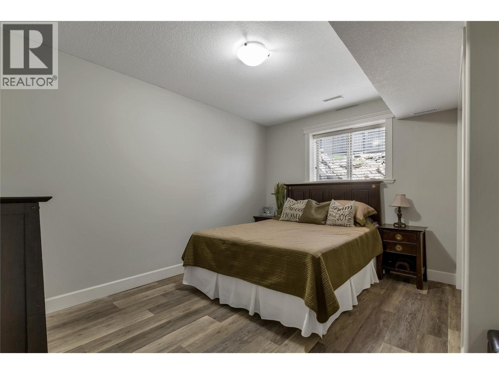 1449 Red Mountain Place - 45