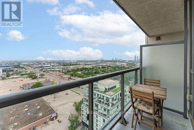 ##1907 15 ZORRA STREET - 27
