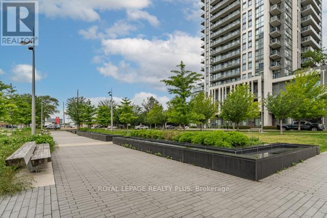##1907 15 ZORRA STREET - 5