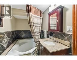 Kitchen - 29-31 North Street, Moncton, NB E1C5X7 Photo 9