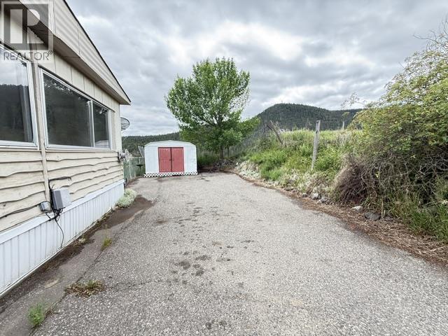 #102 3001 N MACKENZIE AVENUE - 17
