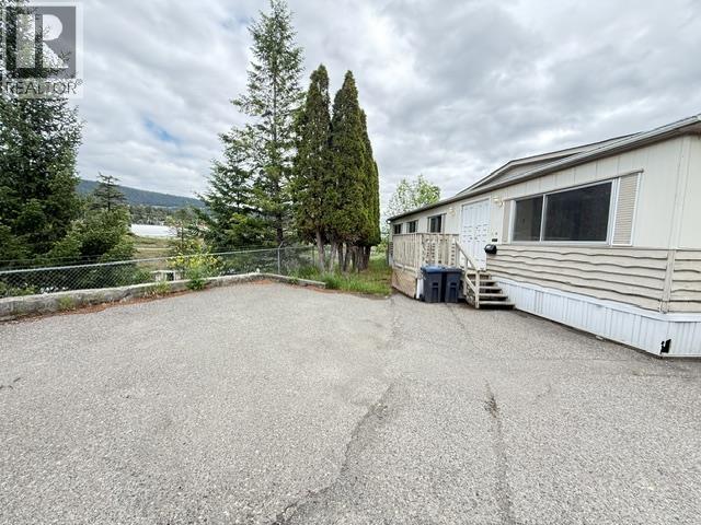 #102 3001 N MACKENZIE AVENUE - 15