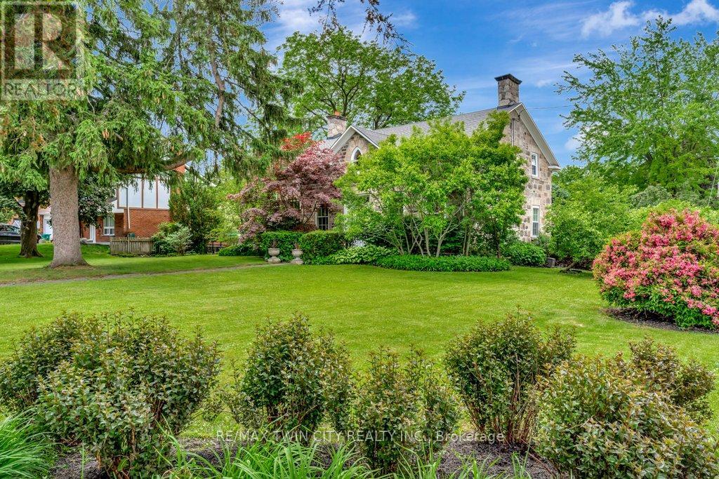 142 GLENMORRIS STREET - 2