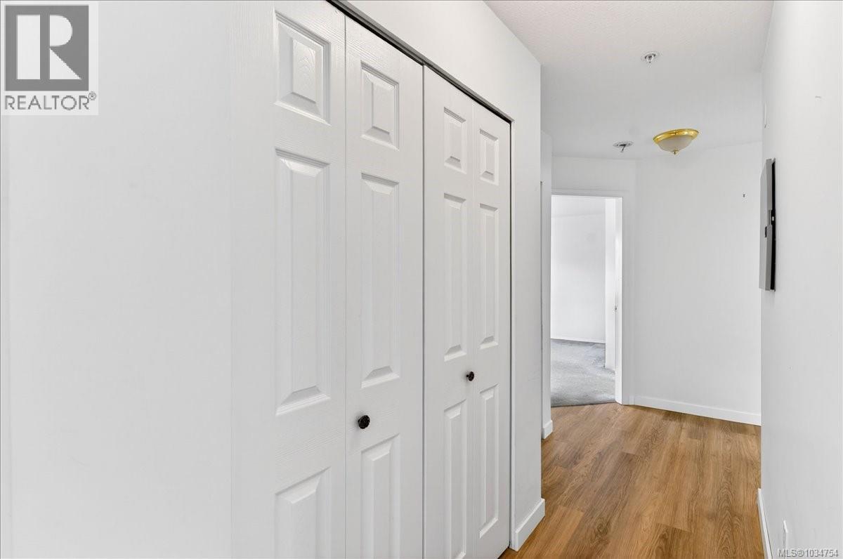 #205 2825 3rd Ave - 15