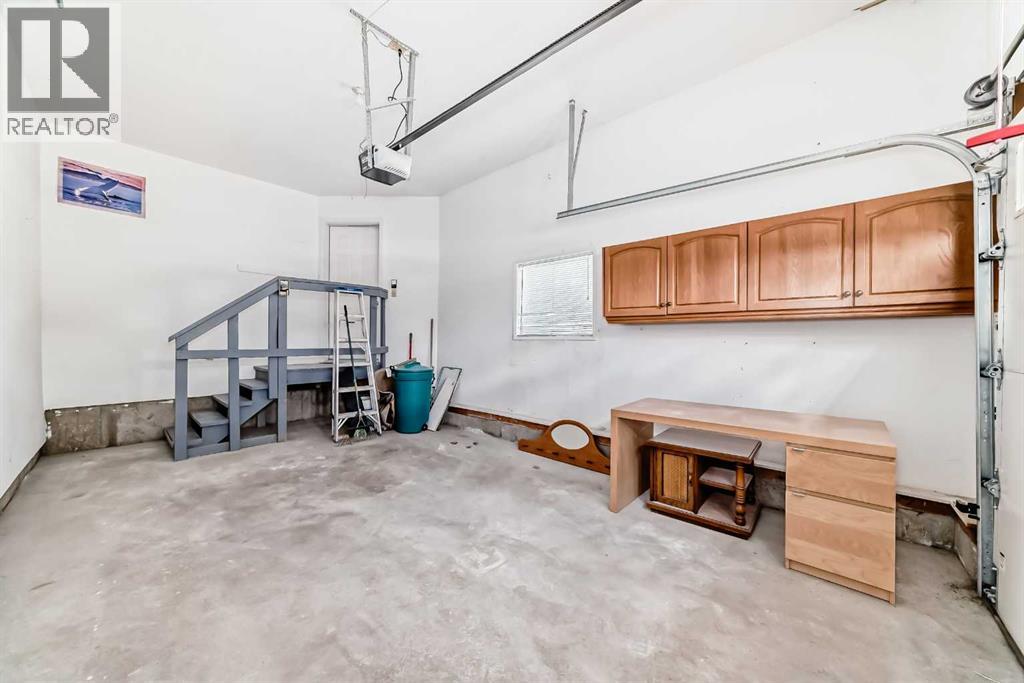 36 Woodside Close NW — photo 41