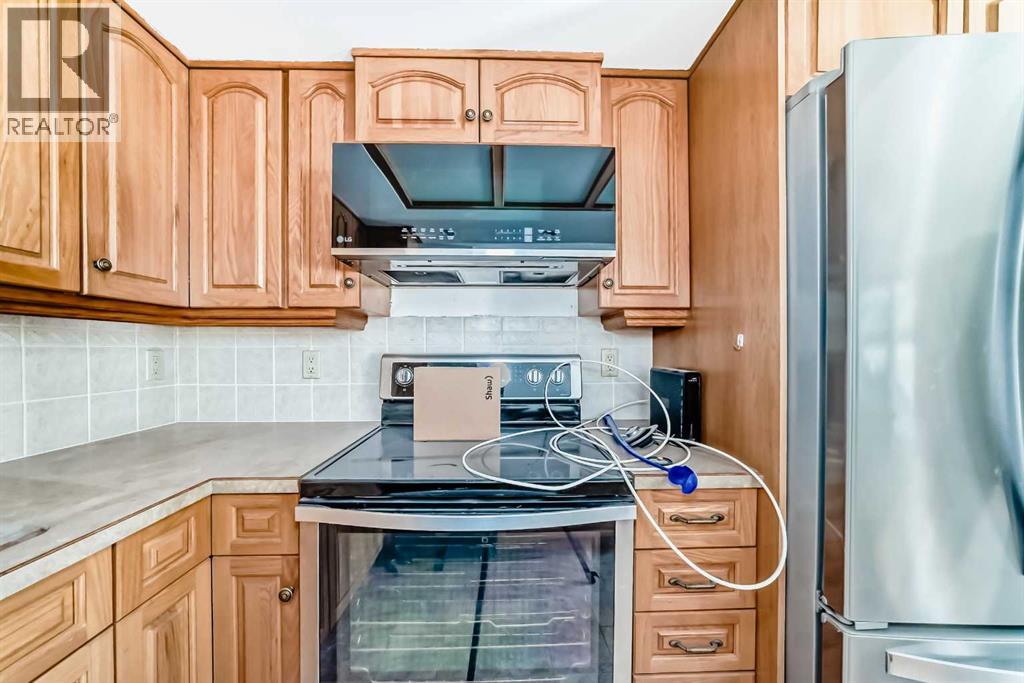 36 Woodside Close NW - photo 4
