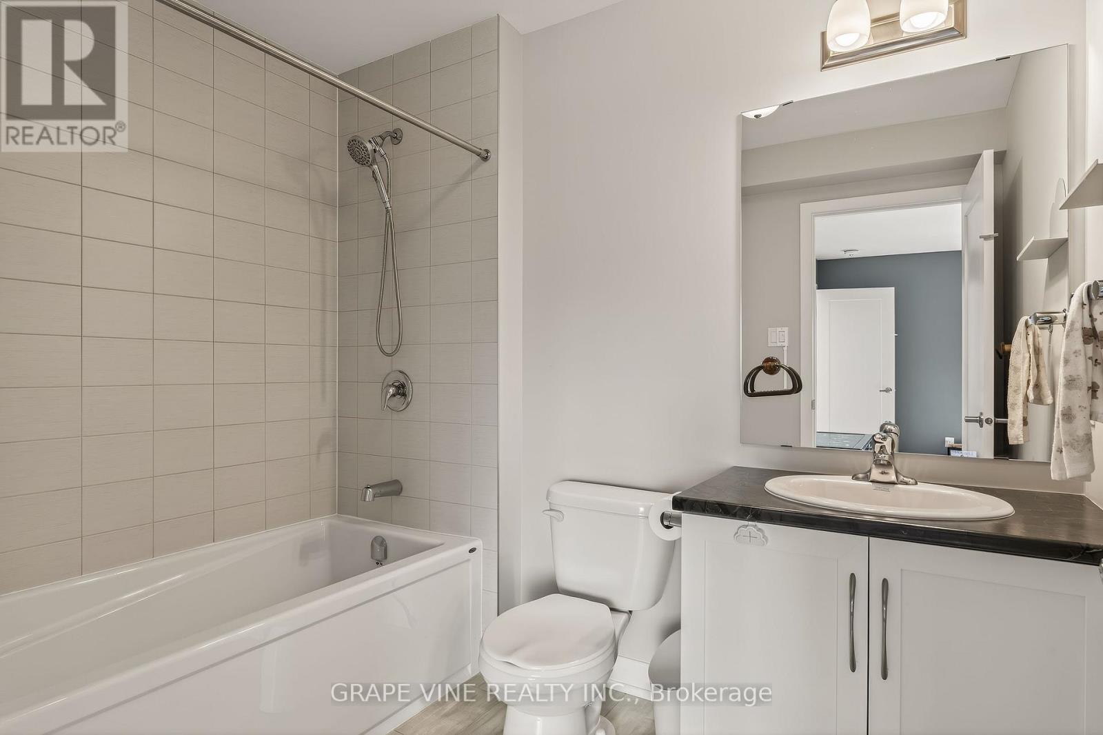3 Bed, 5 Bath House for Sale in Ottawa – 4802 ABBOTT STREET E, Ottawa – MLS# X13434970 - Image 27