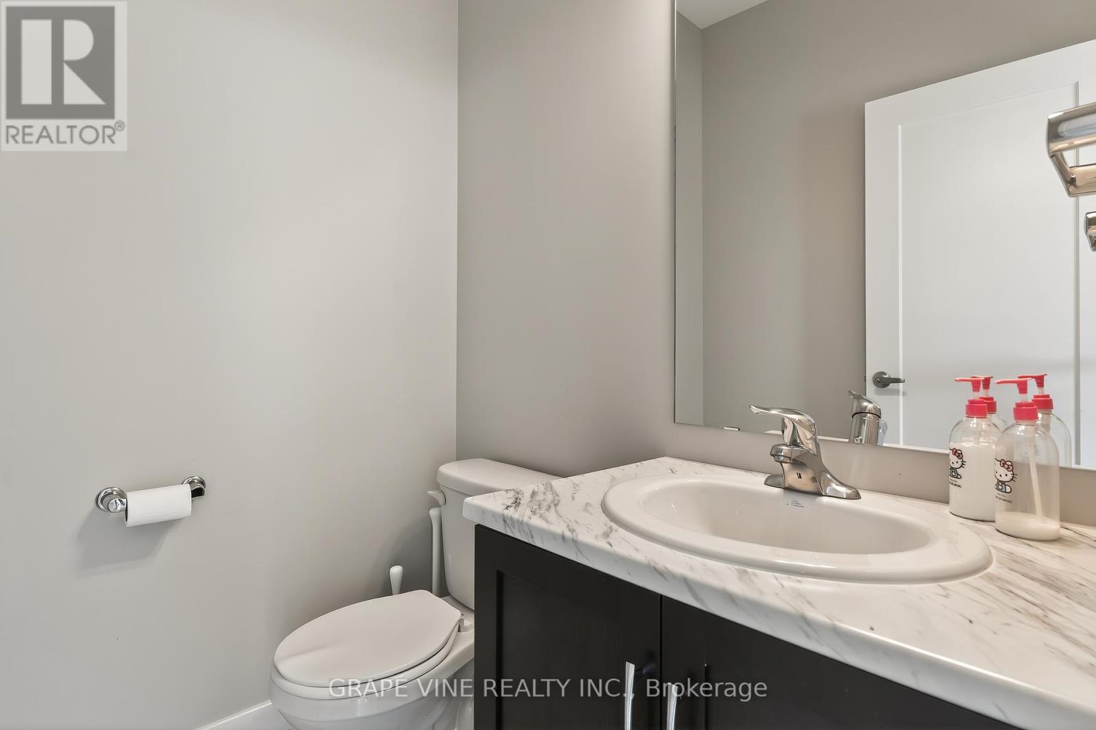 3 Bed, 5 Bath House for Sale in Ottawa – 4802 ABBOTT STREET E, Ottawa – MLS# X13434970 - Image 7