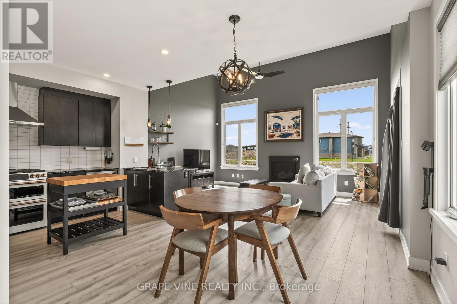 3 Bed, 5 Bath House for Sale in Ottawa – 4802 ABBOTT STREET E, Ottawa – MLS# X13434970 - Image 8
