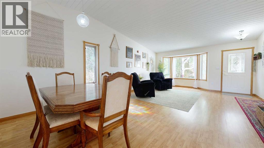 9413 64 Avenue - photo 2
