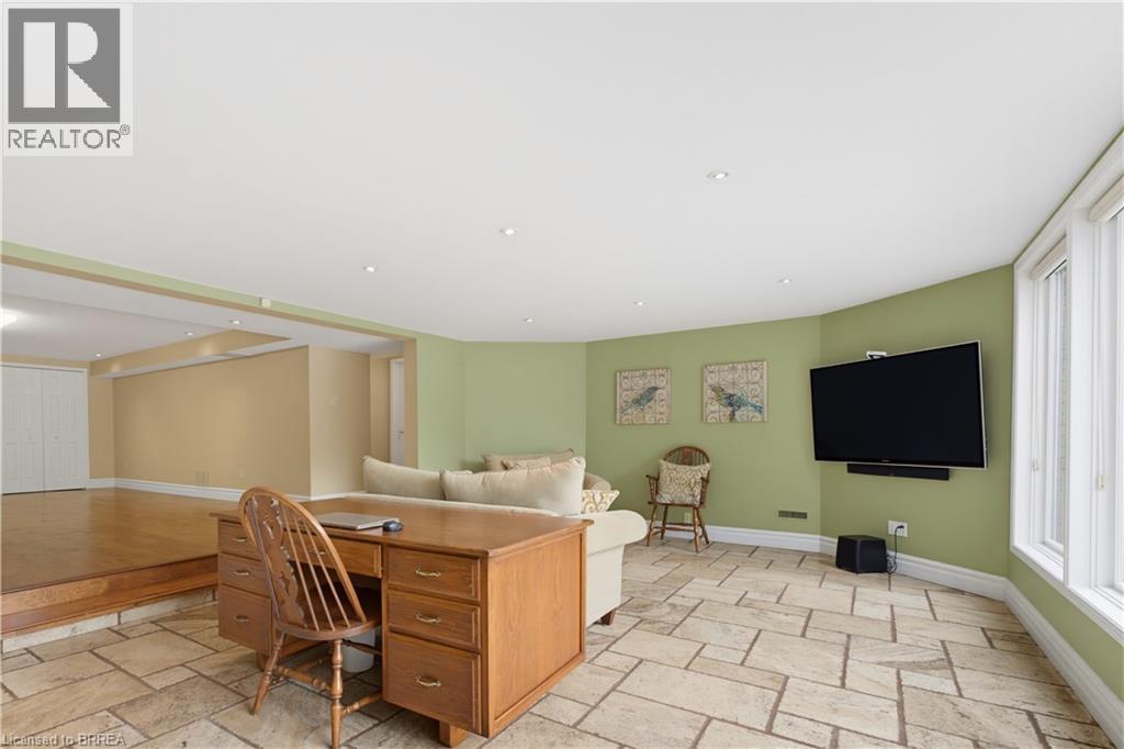 114 JEROME PARK Drive - 20