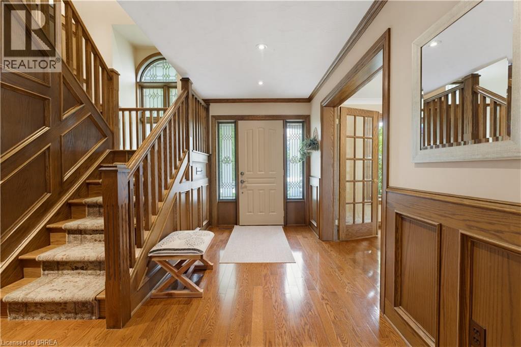 114 JEROME PARK Drive - Image 3