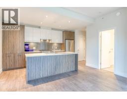 107 258 Nelson's Court, New Westminster, BC V3L0J9 Photo 6