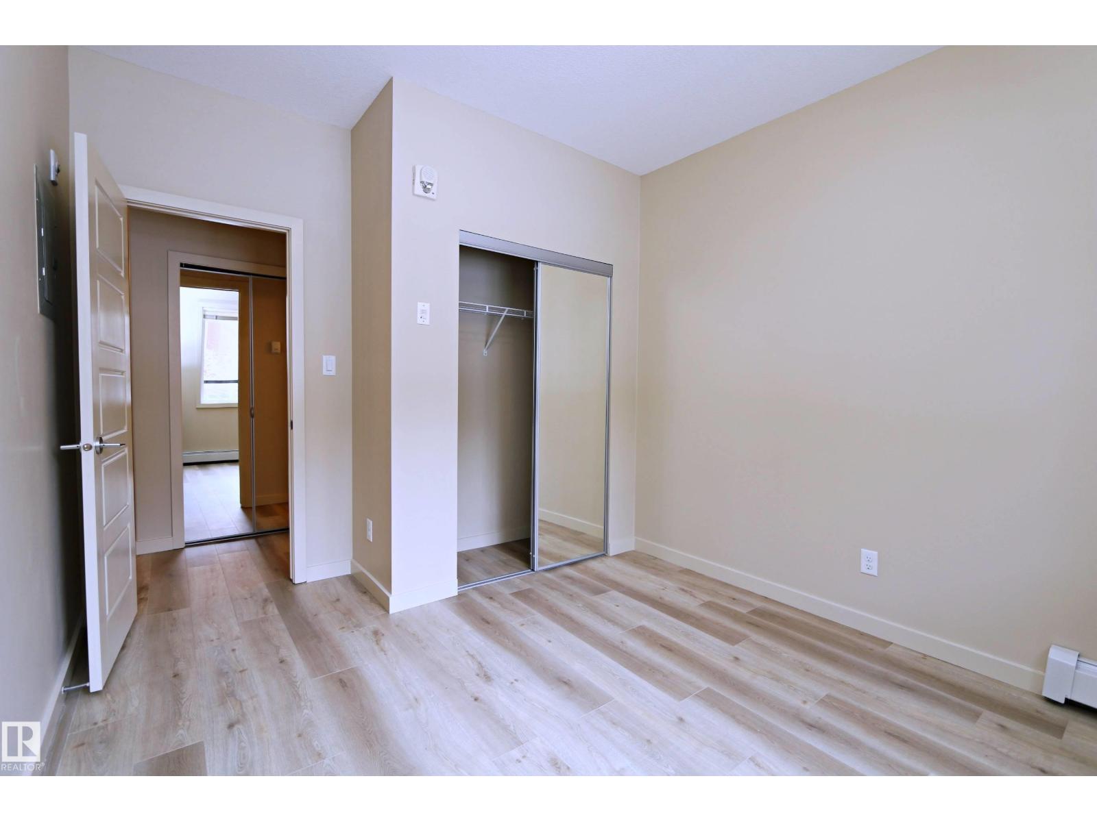 #140 308 AMBLESIDE LINK LI SW — photo 23