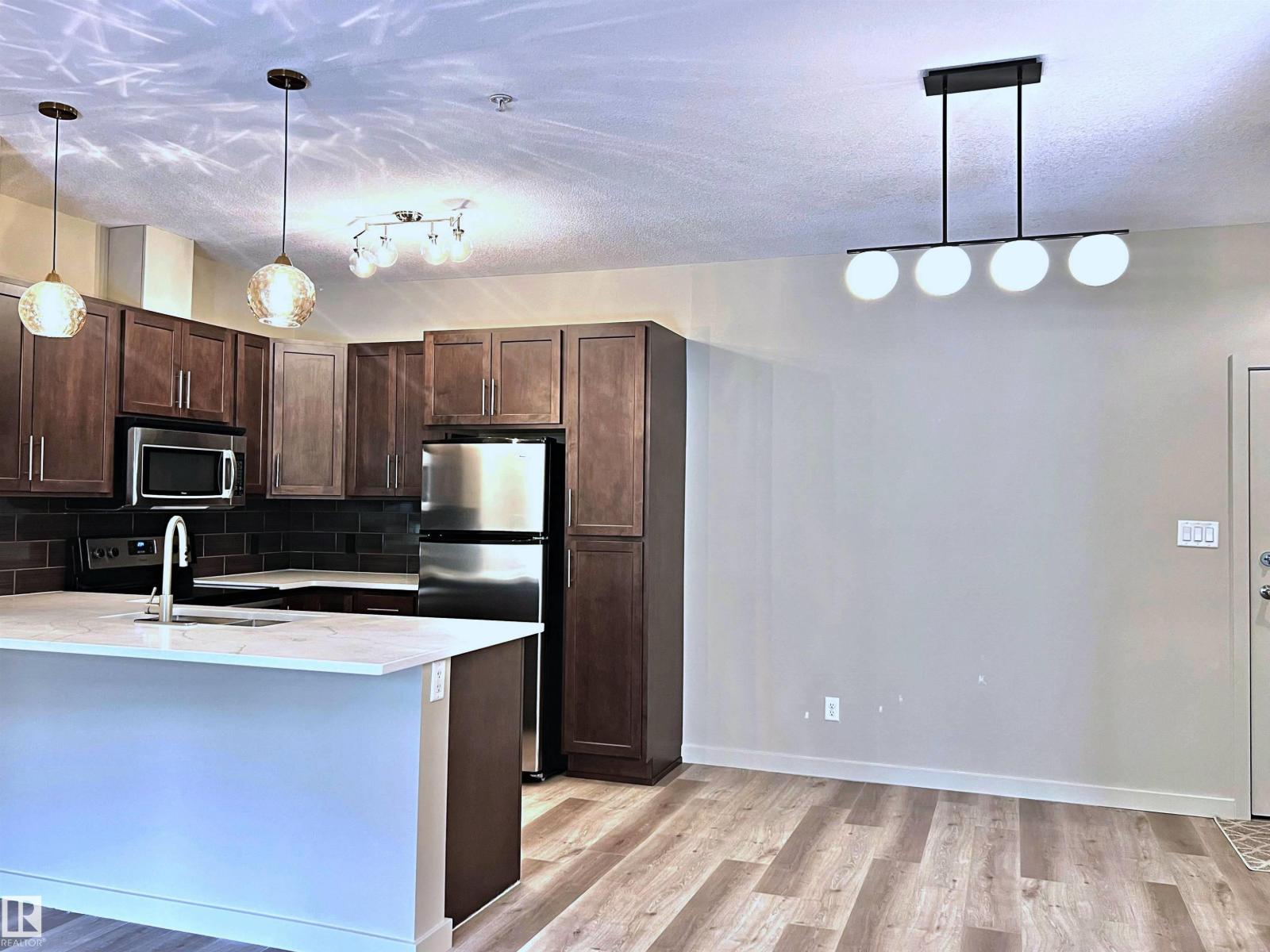 #140 308 AMBLESIDE LINK LI SW — photo 8