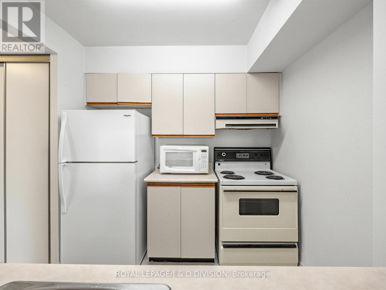 #211 1665 PICKERING PARKWAY - 12