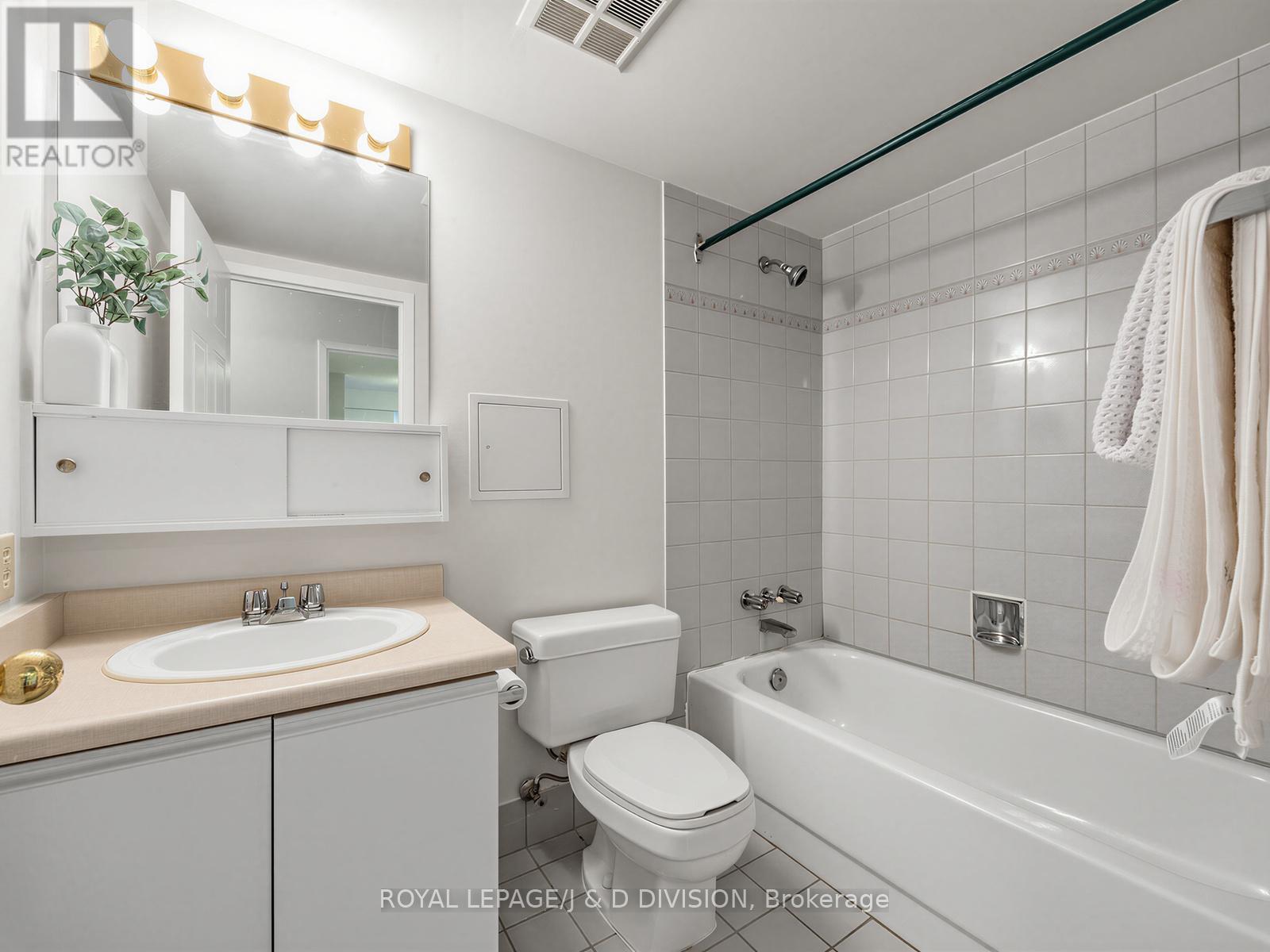 #211 1665 PICKERING PARKWAY - 21