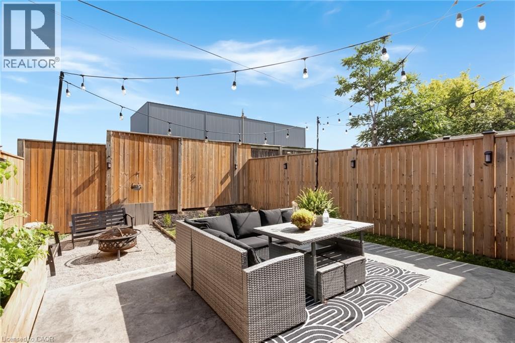 688 DUNN Avenue - 42