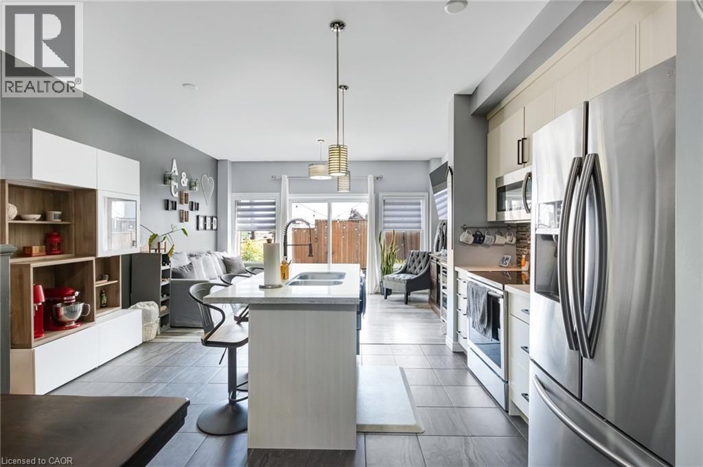 688 DUNN Avenue - 6