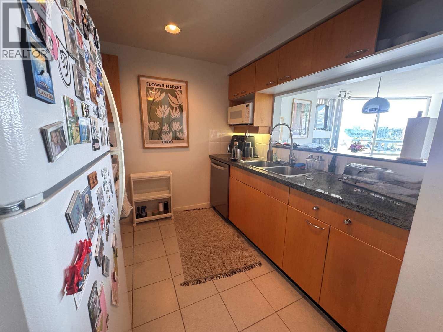 1005 1201 MARINASIDE CRESCENT, Vancouver