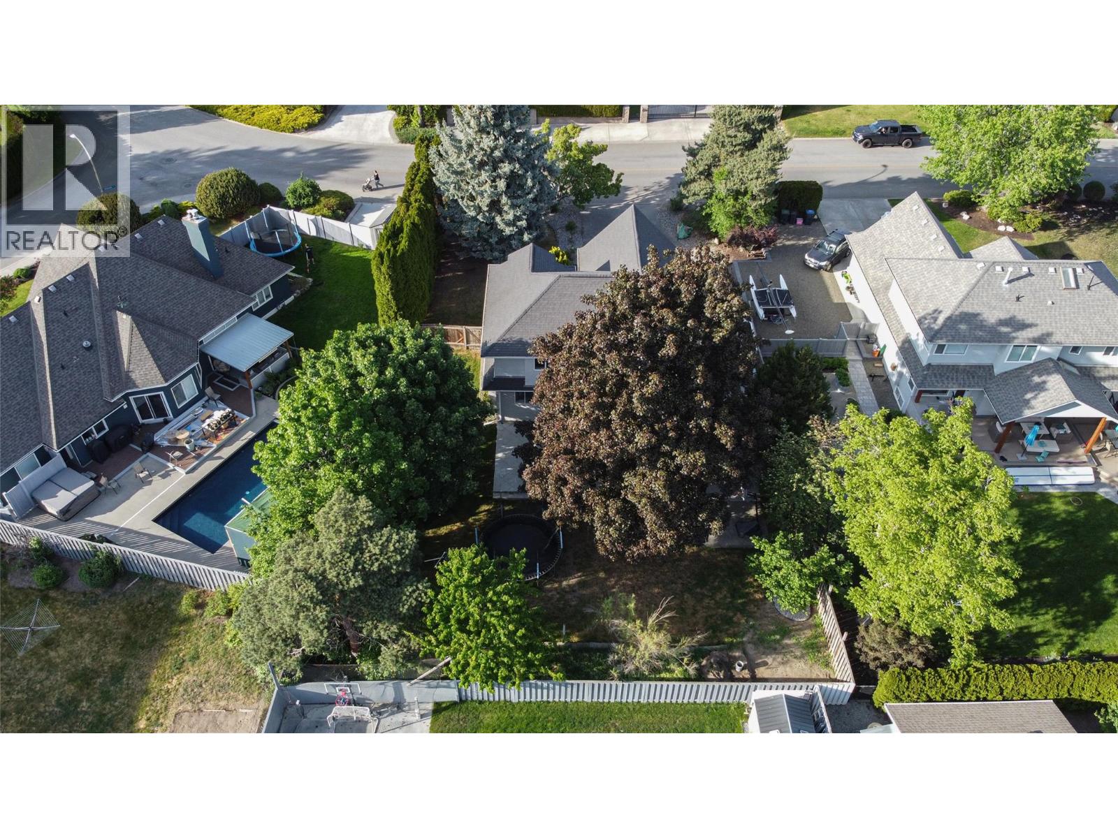 515 Sarsons Road - 39