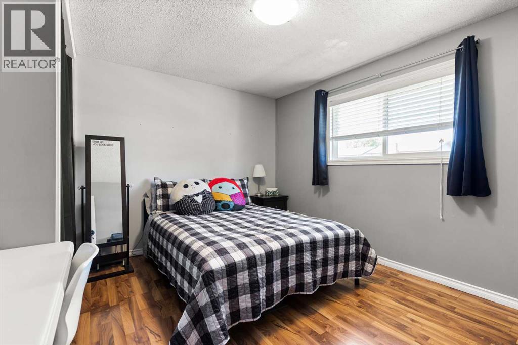 456 Sissons Crescent SE — photo 11