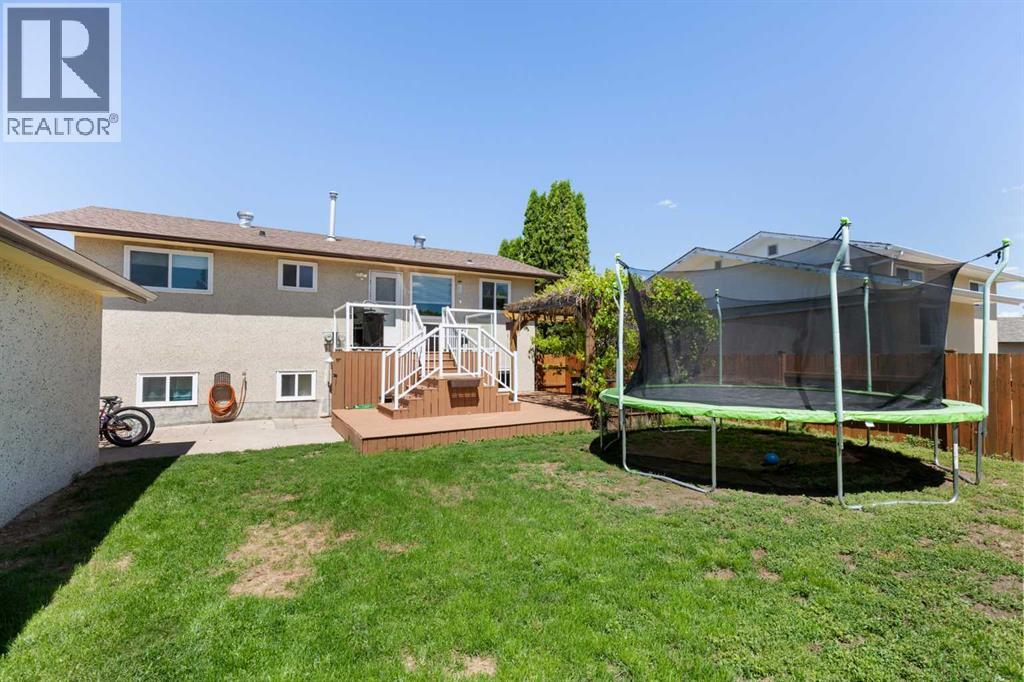 456 Sissons Crescent SE — photo 31