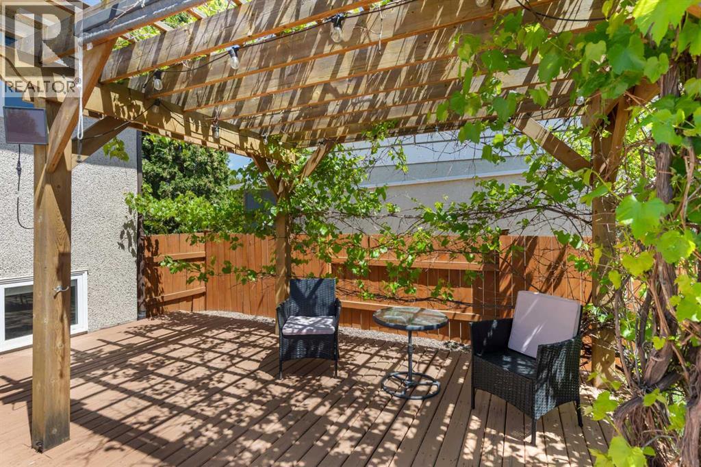 456 Sissons Crescent SE — photo 34